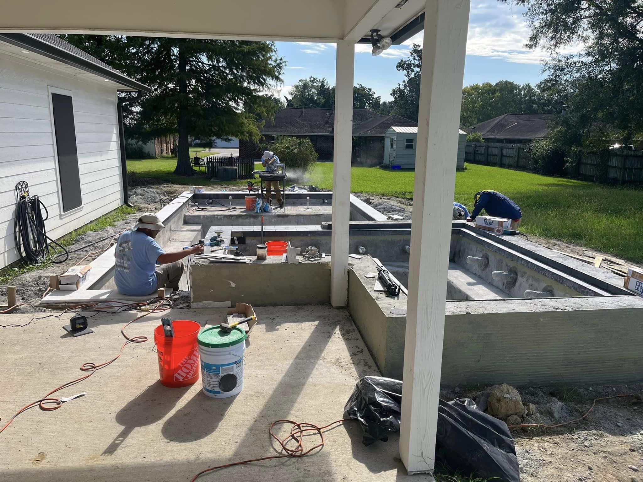 custom pools and hot tub